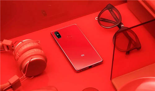 vivo Z3和小米8 SE哪個更好 性價比手機對比