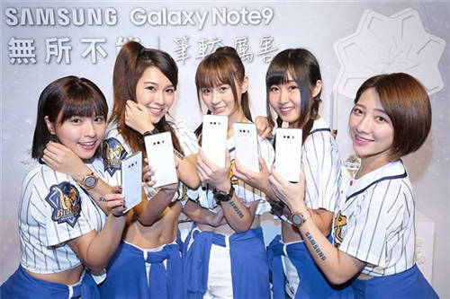 三星Note 9初雪白配色驚艷登場(chǎng) 售價(jià)不變