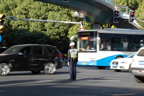 清明期間深圳三大墓園這些路段將采取交通管制