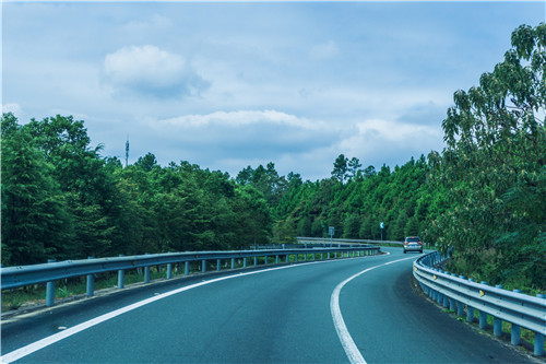 高速公路駕車