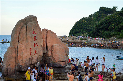 5月1日起深圳大梅沙試開園 每天限量預(yù)約入園