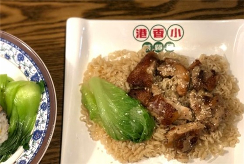 這家開在地鐵口的香港美食店 一口讓你回到香港