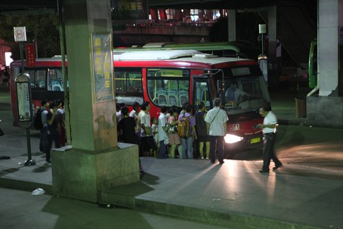 2020深圳部分汽車站9月11號開始預(yù)售中秋國慶車票