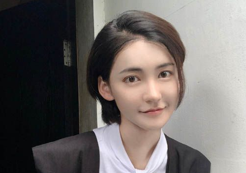 任豪男嫂子是什么梗?李由到底是男的女的